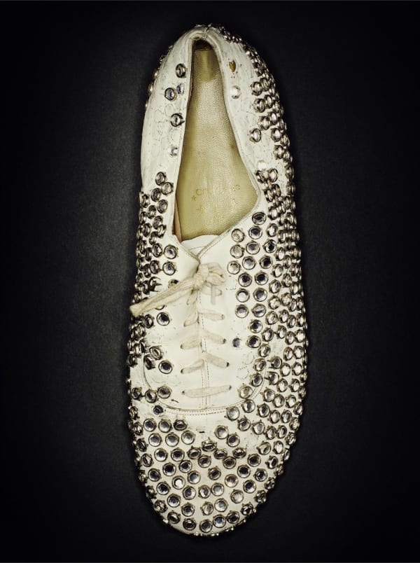 Henry Leutwyler, Triumph Tour Capezio Shoe (Top) 1981, 2009