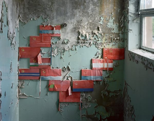Robert Polidori, Stairwell in School #5, Pripyat, 2001