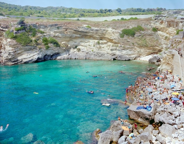 Massimo Vitali, Porto Miggiano Colony (#4512), 2011