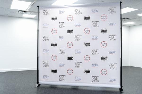 Lindsey Lascaux, step-and-repeat, 2025