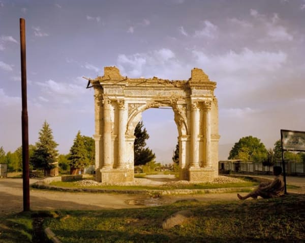 Simon Norfolk, King Amanullah’s 1919 Victory Arch at Paghman