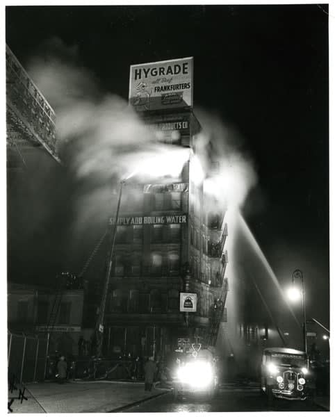 Weegee, “Simply Add Boiling Water”, 1937