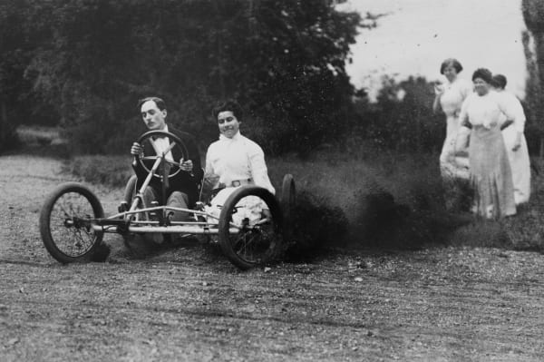 Jacques Henri Lartigue, Course de bobs Louis et Jean Rouzat, Septembre 1911