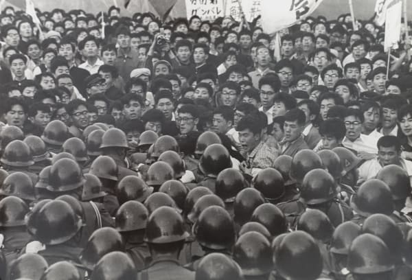 Hiroshi Hamaya, The demonstration of students from 'Chronicles of Grief and Anger.', 1964