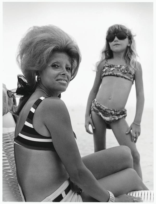 Joseph Szabo, Mrs K & Daughter, 1970