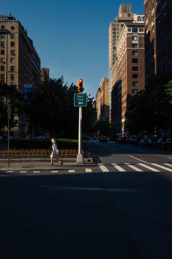 Mikko Takkunen, Crossing Park Avenue, New York, 2022