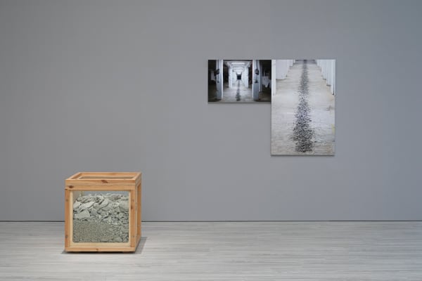 洪聖雄, 《線》 Boundary (2件微噴+雕塑), 2021