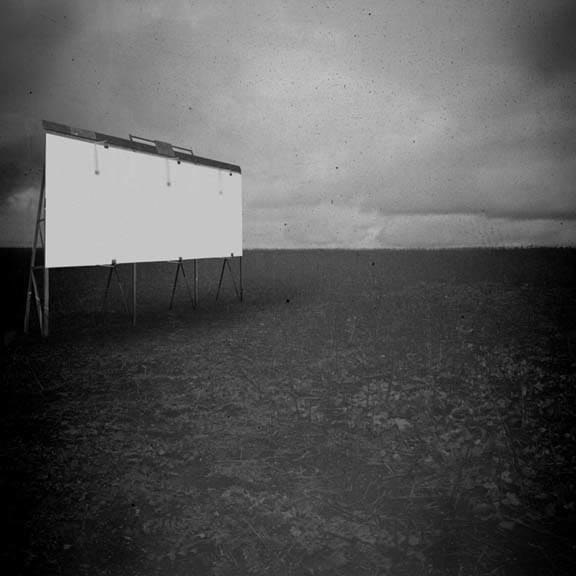于一蘭, 《地平線:佈告欄》 Horizon: Blackboard, 2003