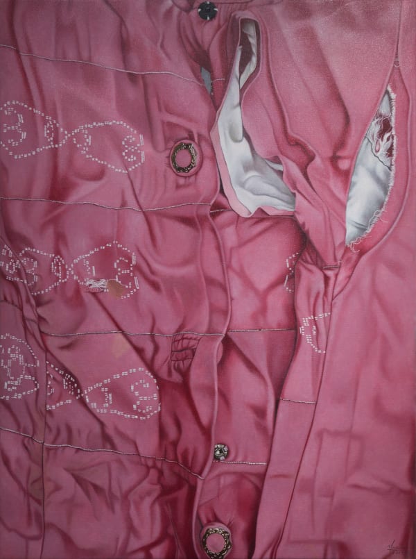 瑪莉娜．克魯斯, 《粉紅服裝的白線與纖維》 White Threads and Fibers on Pink Garment, 2019