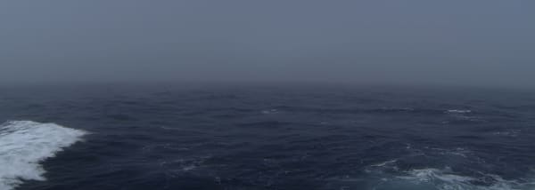 Martha ATIENZA - 遷徙 N 50°42’31.08” W 028° 54'57.65” Migration N 50°42’31.08” W 028° 54'57.65", 2017