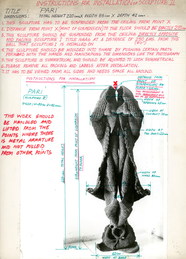 Mrinalini Mukherjee, PARI - INSTALLATION INSTRUCTION