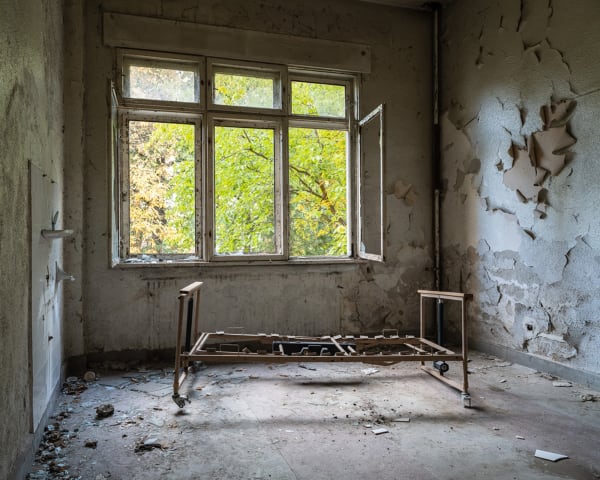 Bogdan Gîrbovan Maternitate_3, 2025 Fine Art inkjet Pigment Print on Hahnemuhle 100% cotton paper, museum glass - ed. 1/10 8 x 10 cm (11 x 13 x 1 cm framed) Courtesy of Mobius Gallery