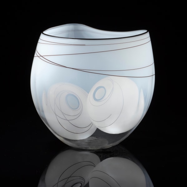 Dale Chihuly, Ivory Luster Basket
