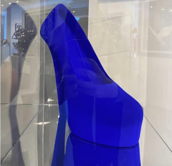 Richard Orlinski, Stiletto Bleu