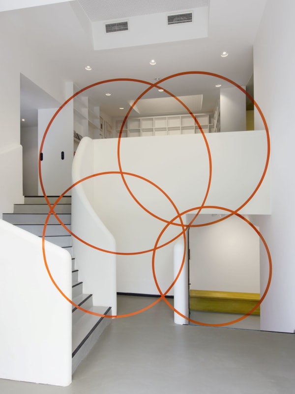 Felice Varini, Quatre couronnes circulaires entremêlées, 2021