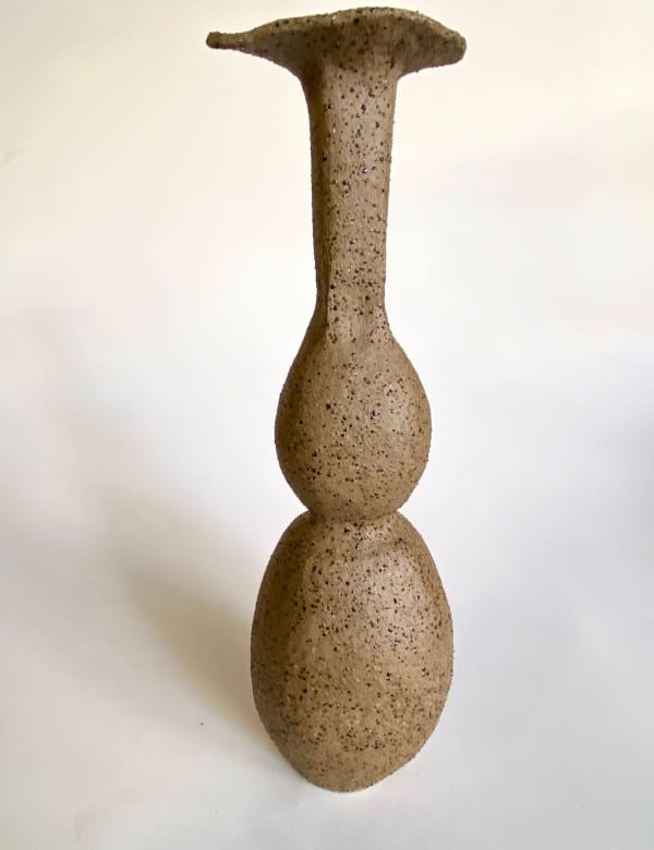 Peta O'Brien (POB) Vessel 4 2022 Stoneware clay 35(H) x 10(W)cm