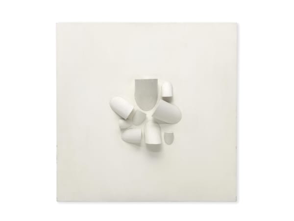 Sergio Camargo Untitled (Relief 205) bois peint 31 x 31,5 x 8 cm 12 3/16 x 12 3/8 x 3 1/8 in.