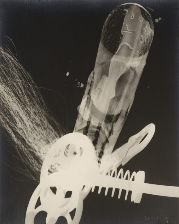 Man Ray Sans titre photogramme original 30 x 24 cm (archives) 30,5 x 24 cm (archives)