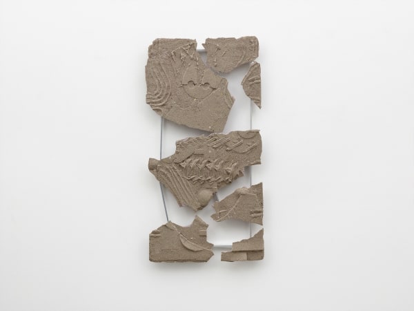 FOS wIT (data trails) A”ks@dZ@n, 2018 acrylic plaster, aluminium, pigment