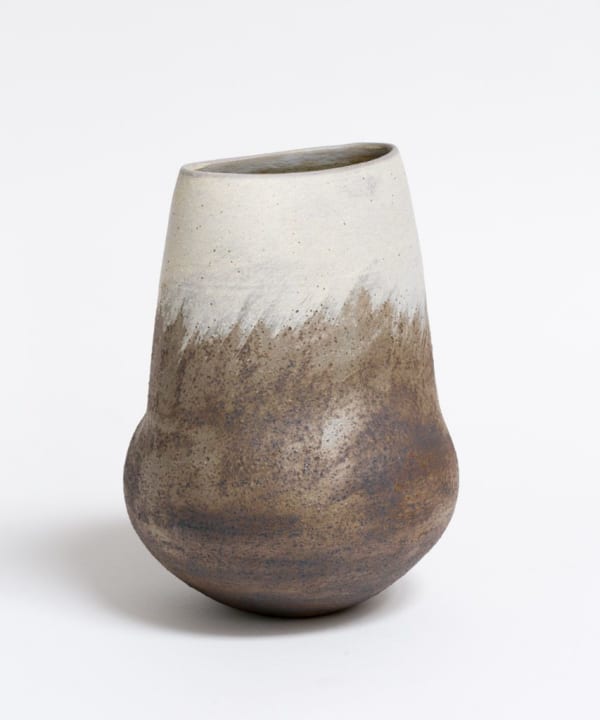 Wayne Ngan, White and Grey Vase, 2016