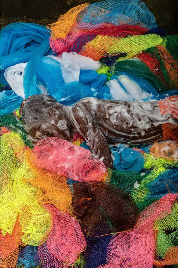 Dafe Oboro, Pour Me Water, Pure Water IV, 2020