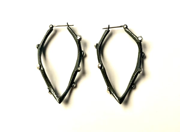 Dahlia Kanner, Facetted Rock Edge Zig Hoops