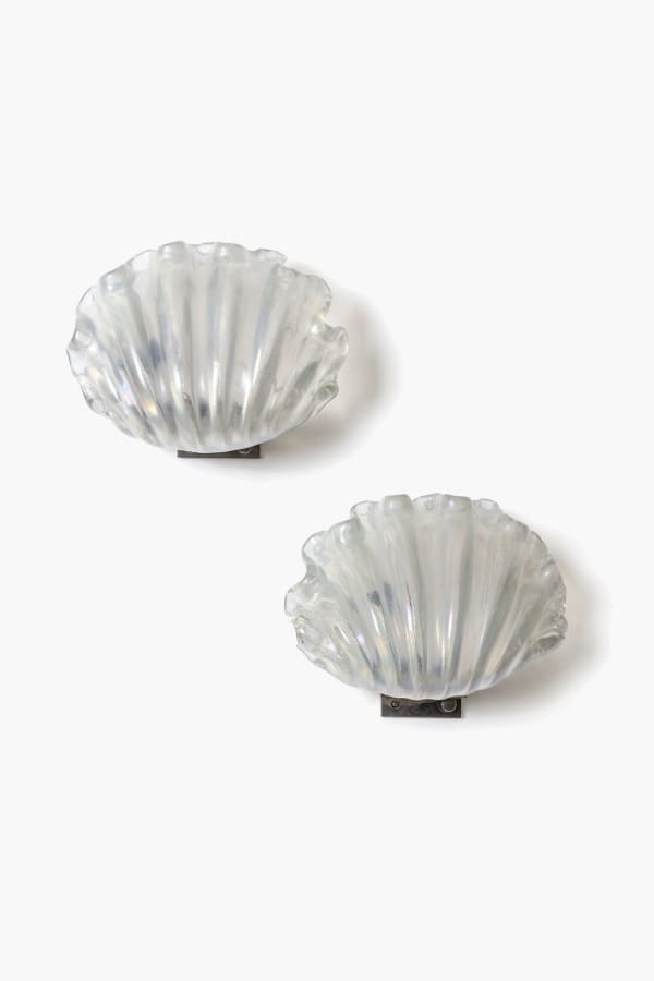 Ercole Barovier, Pair of Iridescent Murano Glass Shell Sconces by Barovier & Toso
