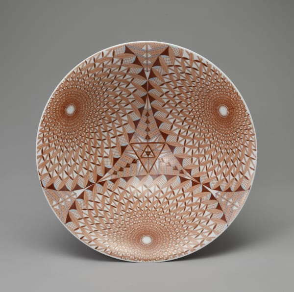 Masayasu Mitsuke Untitled, 2022 Kutani ware, Akae (red-enamel) H16.5 x Dia.49 cm