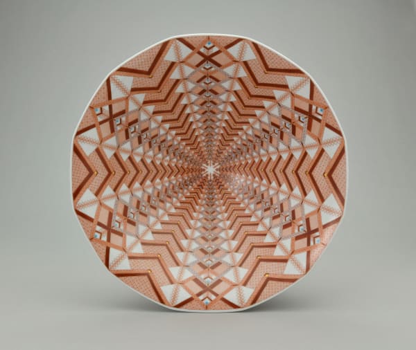 Masayasu Mitsuke Untitled, 2021 Kutani ware, Akae (red-enamel) H15.5 x Dia.48 cm