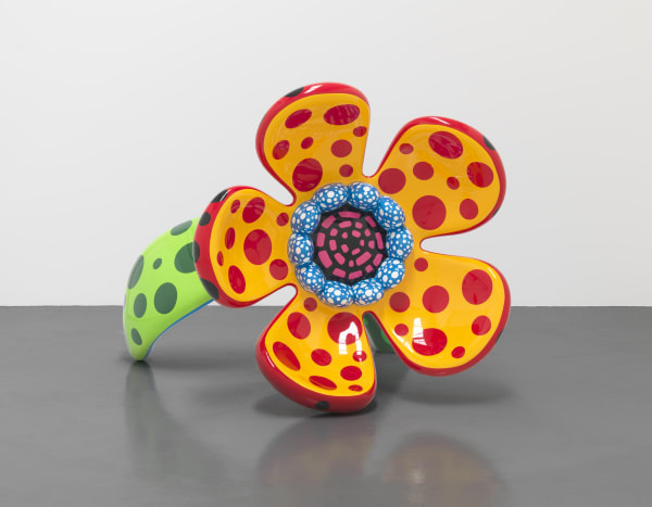 Yayoi Kusama FLOWERS THAT SPEAK ALL ABOUT MY HEART GIVEN TO THE SKY, 2018 Painted bronze 149 x 180 x 170 cm (468kgs)