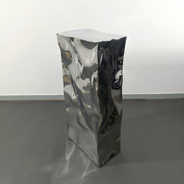 JC Thorez, Monolithe, X4,7.1, 2024