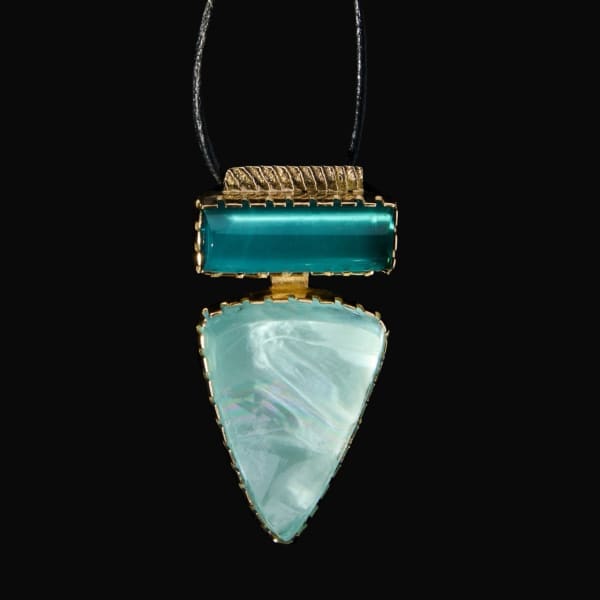 Yazzie Johnson and Gail Bird, Pendant, d. 2025
