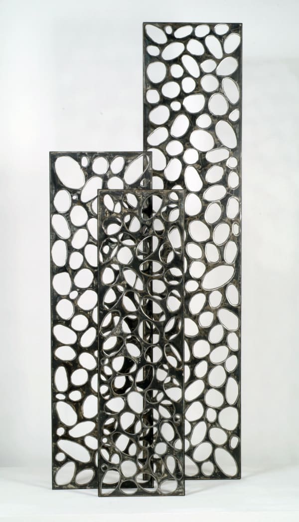 Carolina Sardi, Three Grey Nests, 2008