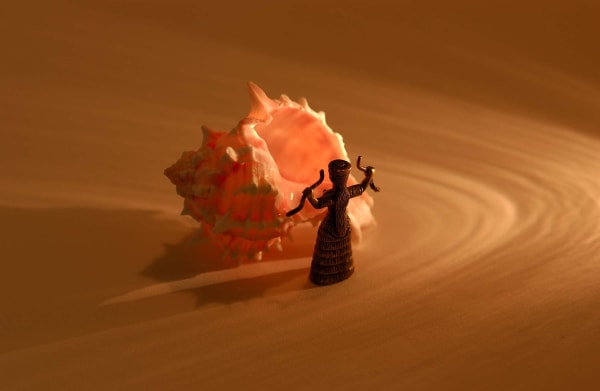 Elsa Mora, La Entrada (The Entry) 3/25, 2003