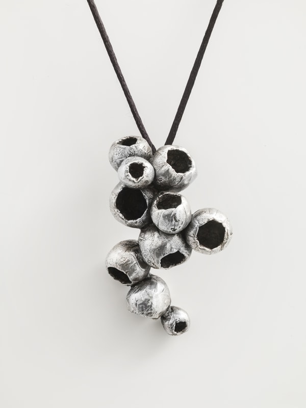 Susie MacMurray, Silver Carapace IV, 2020