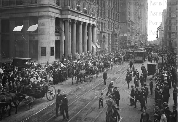 Spectacular Ticker-tape parade on Broadway, Low Manhattan, 1910