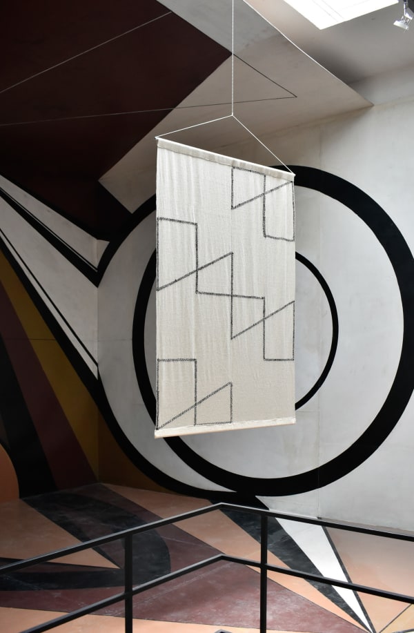 Felipe Mujica, Soltaré cien conejos y usted verá cómo le hace para juntrlos todos (Curtain 14), 2022