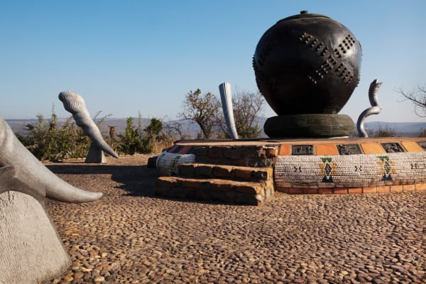 Paul Weinberg, eMakhosini, the site where Zulu kings like Shaka had their royal kraals and where other kings are buried. It is a site that embodies the connection between Zulu royal ancestors and their “Zulu spirit”, Valley of the Kings, Ulundi, KwaZulu-Natal, 2019-21