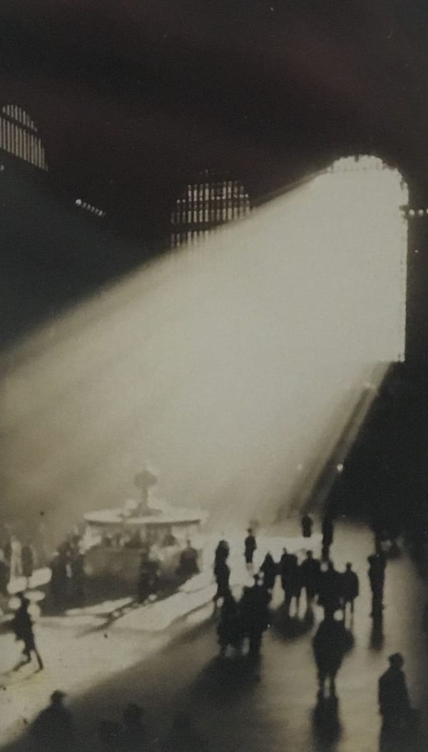 Fred Zinnemann, Light in Grand Central Station Terminal, March 2, 1932