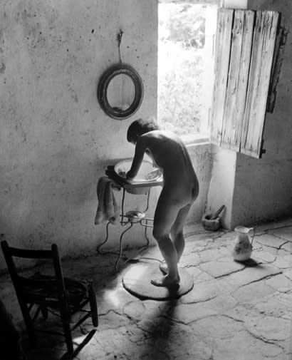 Willy Ronis, Le Nu Provençal, Gordes, 1949