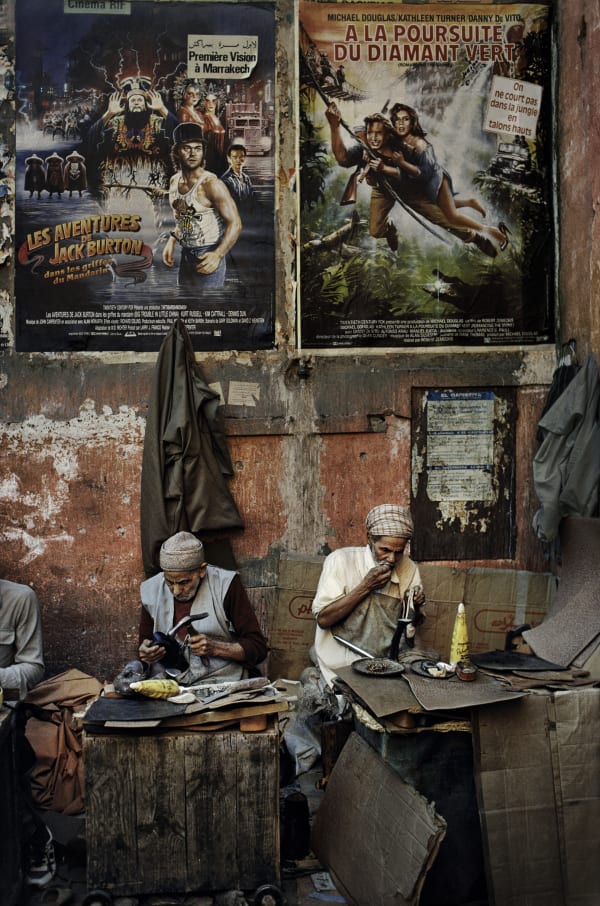 Steve McCurry, Shoe Cobblers in Marrakech, Morocco, 1986