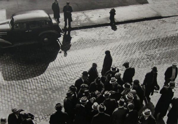 Walter Rosenblum, Selling Old Clothes, Pitt Street, New York, 1938