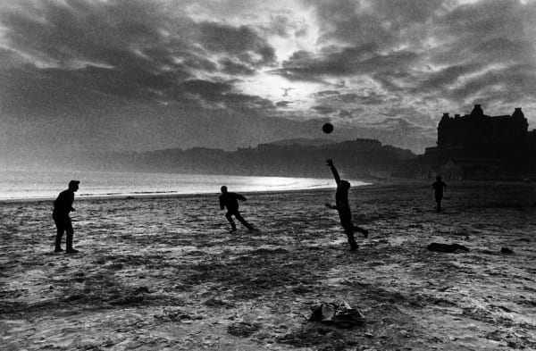 Don McCullin, Fishermen, Scarborough Beach, 1965