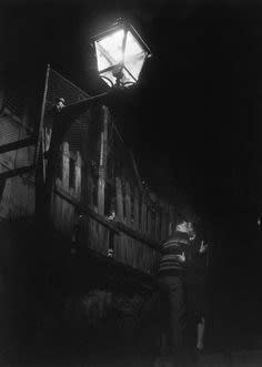 Willy Ronis, Passage Julien-Lacroix, 1947