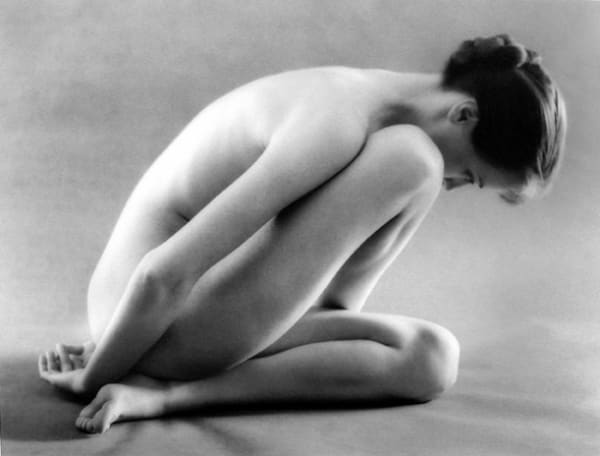 Ruth Bernhard, Folding, 1962
