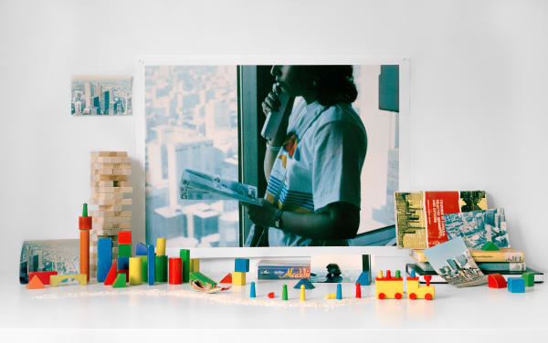 A Whole New World – CN Tower, 1988, 2019 Impression au jet d'encre monté du Dibond / Inkjet Print Mounted on Dibond Zinnia Naqvi 29 3/4 x 47 1/4 " 75.6 x 120 cm Ed. 5 + 2 AP