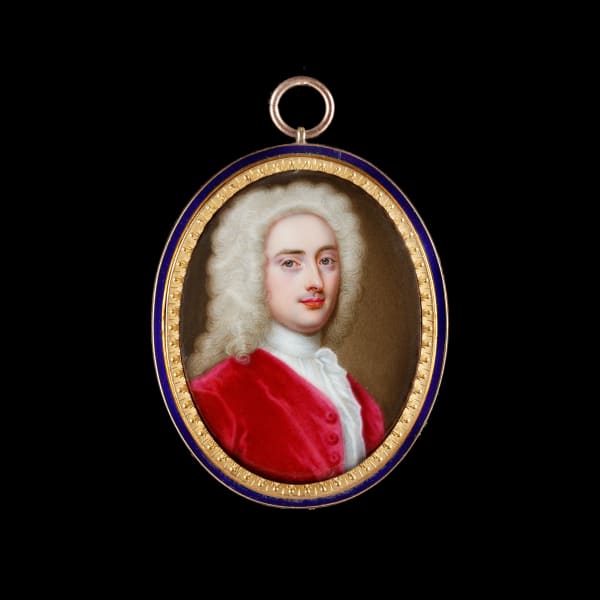 Christian Friedrich Zincke, A portrait enamel of a Gentleman, wearing a magenta velvet jacket, white shirt, frilled stock and powdered wig, c. 1740