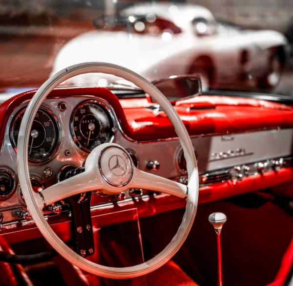 Duncan Wade, Classic Red , 2024