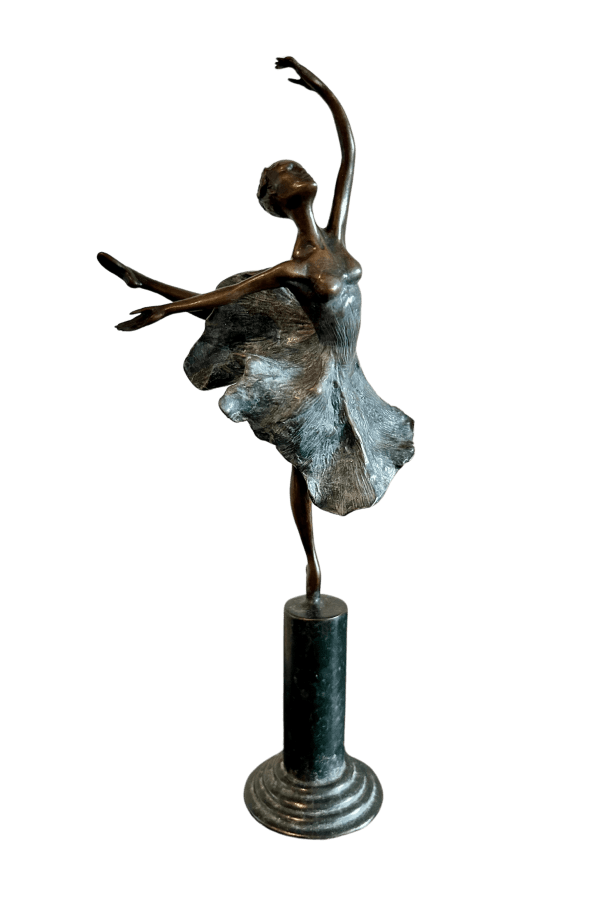 Tom Merrifield, Alina