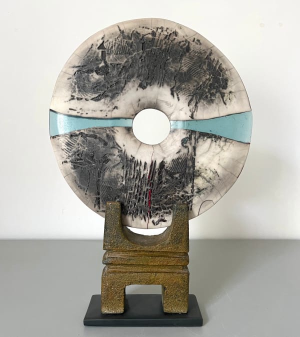 Peter Hayes, Circular Form with Wave, 2023